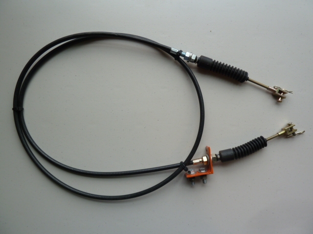 Feed roll disengage cable Cable de descongelación del rollo de alimentación