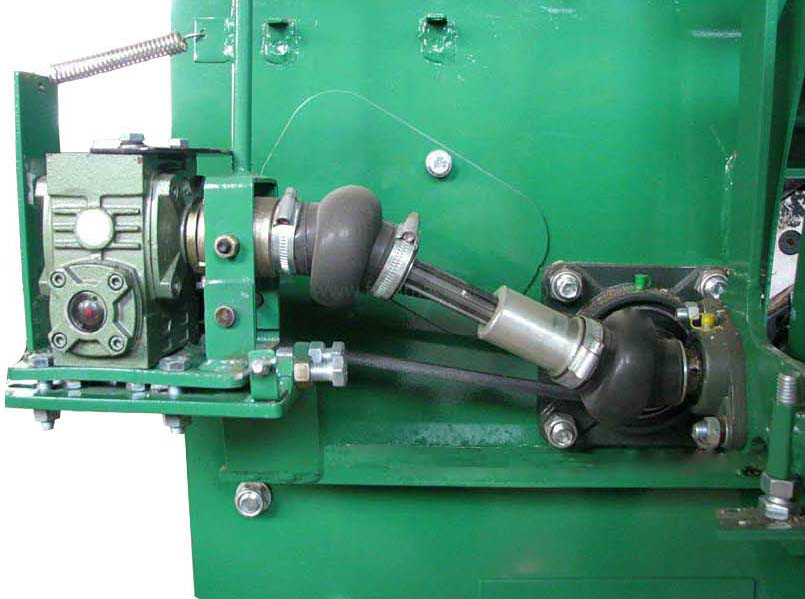 Astilladora de alimentación mecánica TM PTO